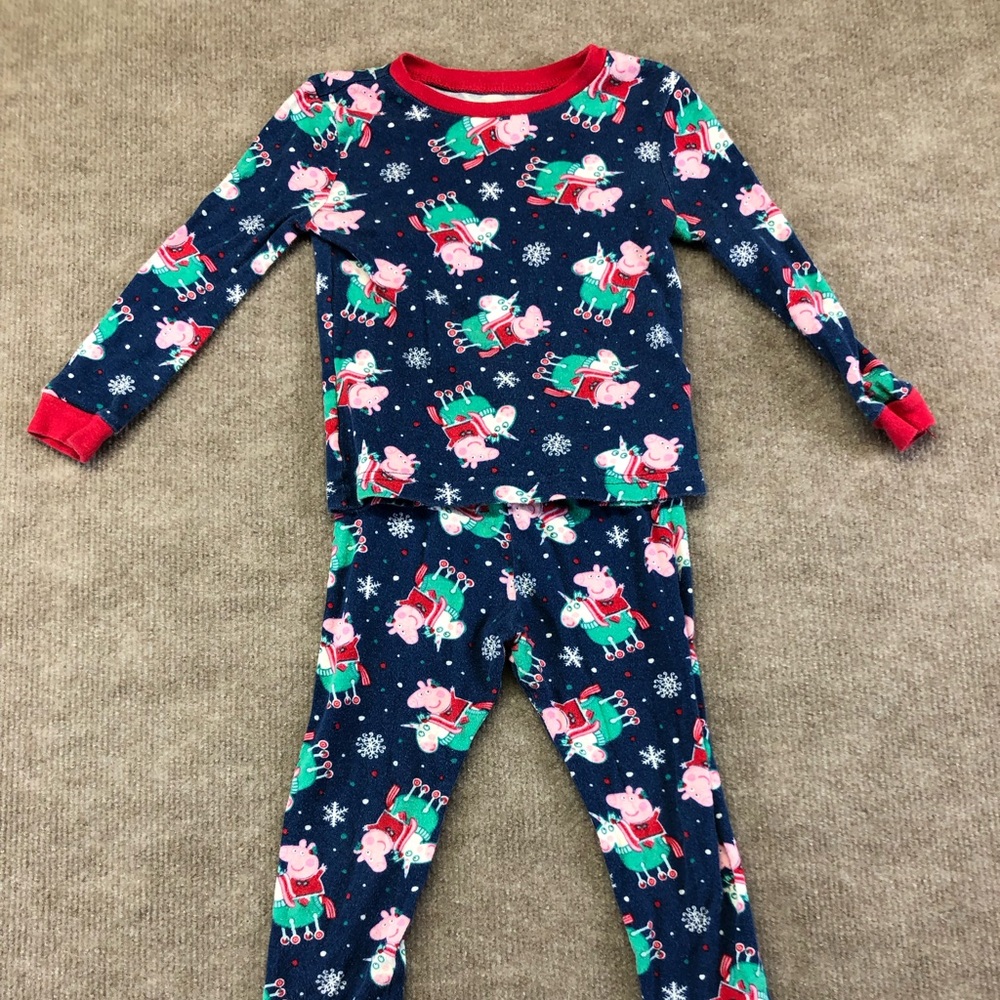 Peppa pig 2 piece pajama set size 3T